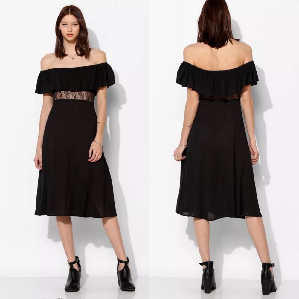 KIMCHI BLUE Eva off shoulder midi dress women’s size 4